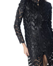 CLOE' giacca elegante in pelle con foglie in pelle cucite su tulle elasticizzato per un effetto tridimensionale.